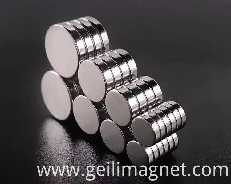 High toughness Round Magnets